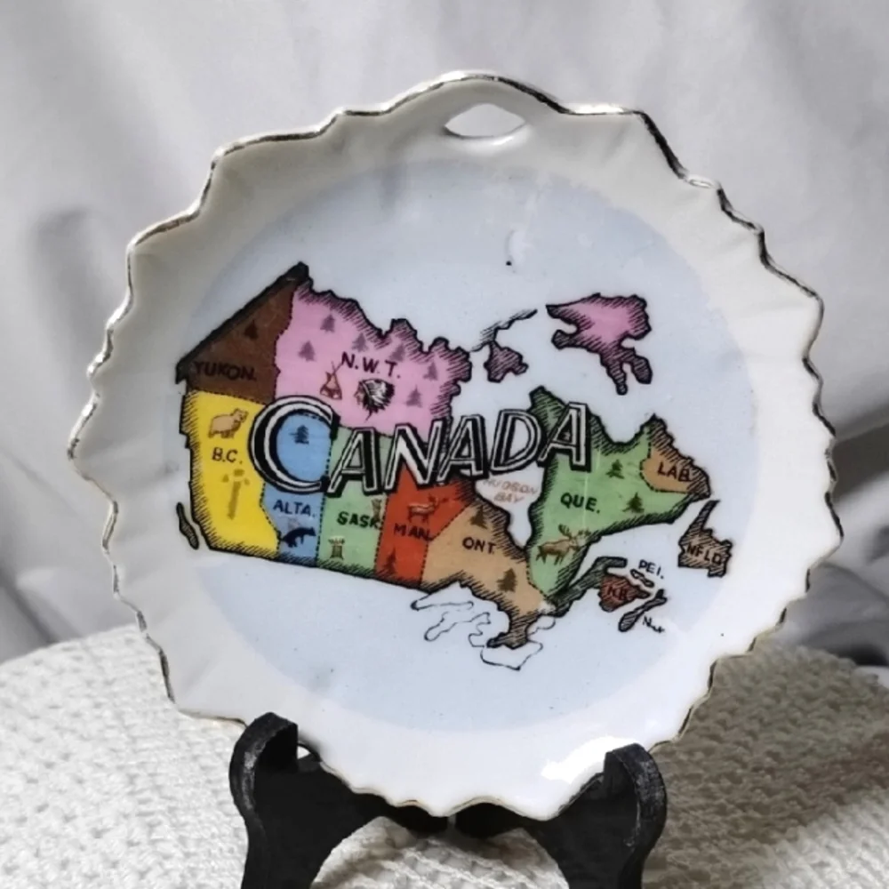 Vtg Canada Souvenir Plate